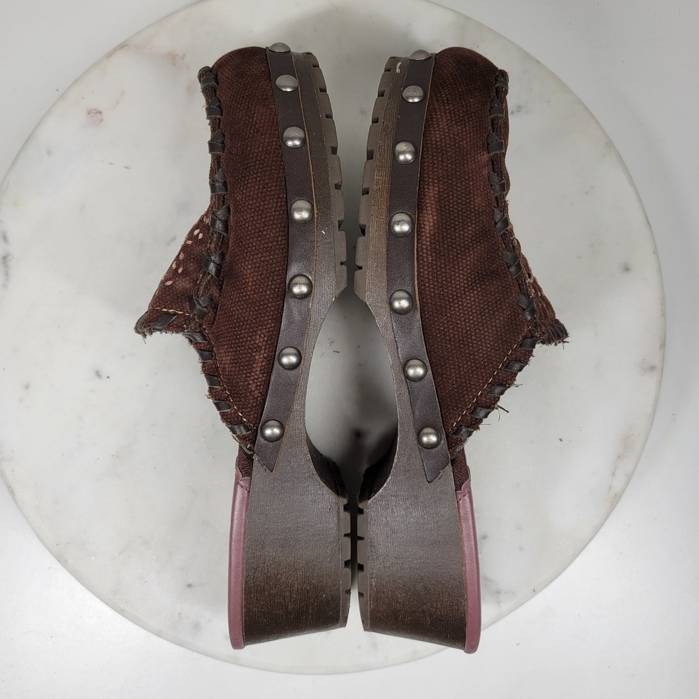 VTG Mudd Embroidered Mules Womens 9 Brown Floral Rivets Wooden Platform Y2K - Picture 8 of 14